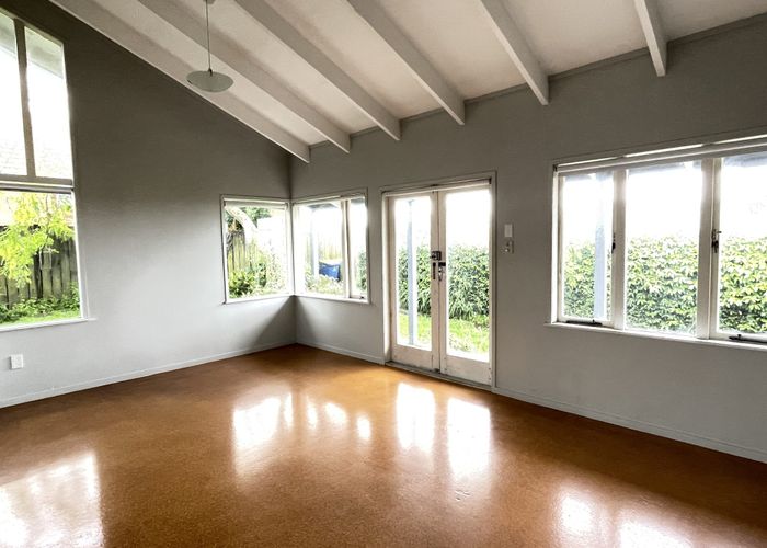  at 3/20 Ngataringa Road, Devonport, North Shore City, Auckland