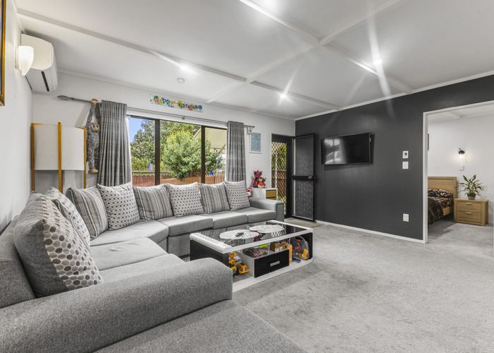  at 6/25 Waterview Road West, Takanini, Papakura, Auckland