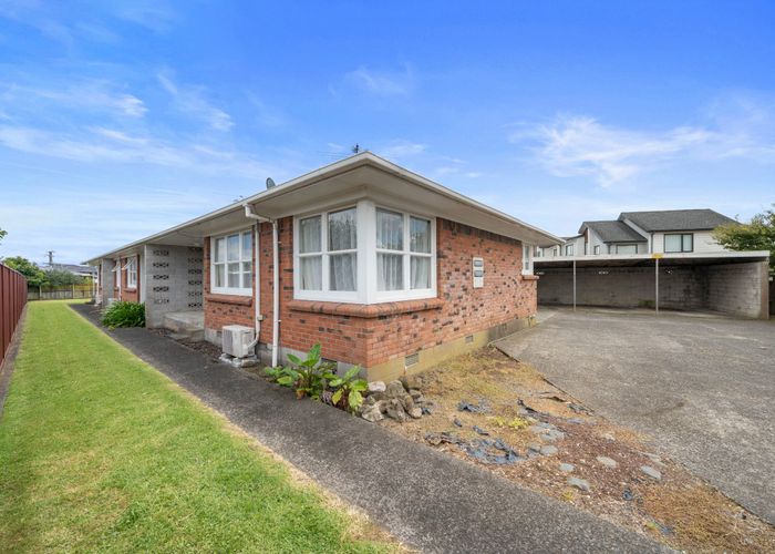  at 10 Holden Place, Manukau, Manukau City, Auckland