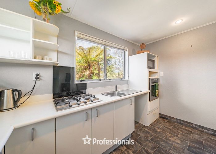  at 118 Holborn Drive, Stokes Valley, Lower Hutt, Wellington