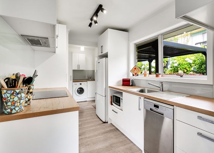  at 106 Aberdeen Drive, Dinsdale, Hamilton, Waikato