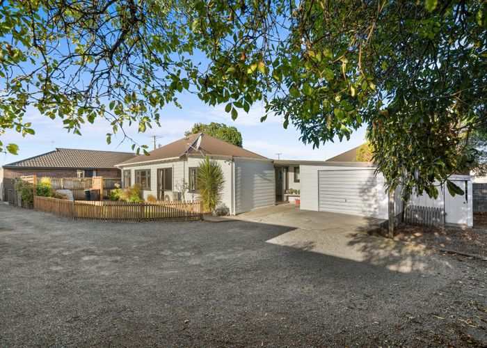  at 2/48 Awatea Road, Hornby, Christchurch
