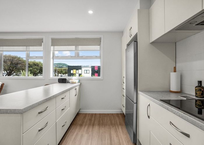  at 40E Cuba Street, Petone, Lower Hutt, Wellington