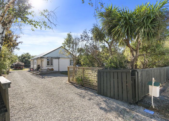  at 33 Malcolm Street, Martinborough