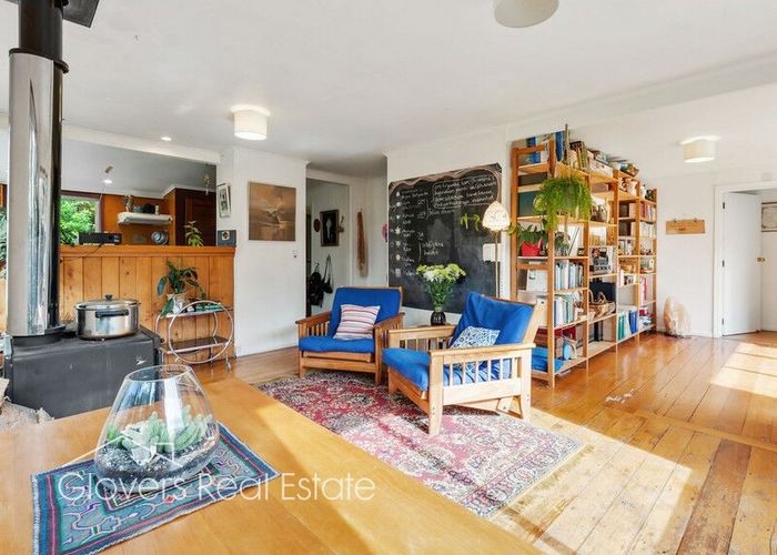  at 205 Victory Road, Laingholm, Auckland