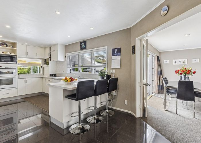  at 27 Cluny Road, Plimmerton, Porirua, Wellington