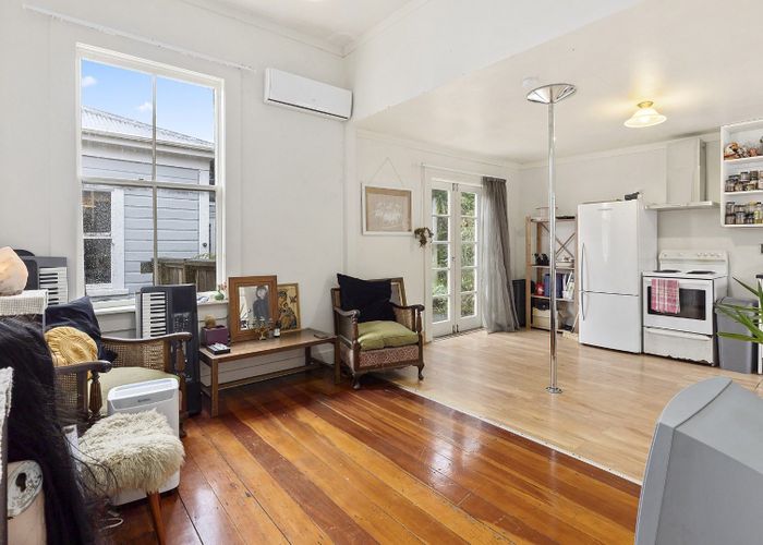  at 35B Lawrence Street, Newtown, Wellington, Wellington