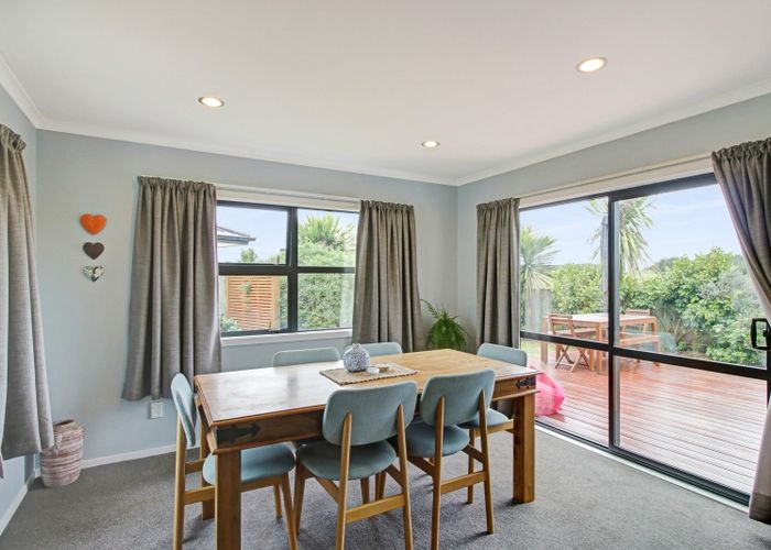  at 9 Oxnam Place, Foxton Beach, Foxton