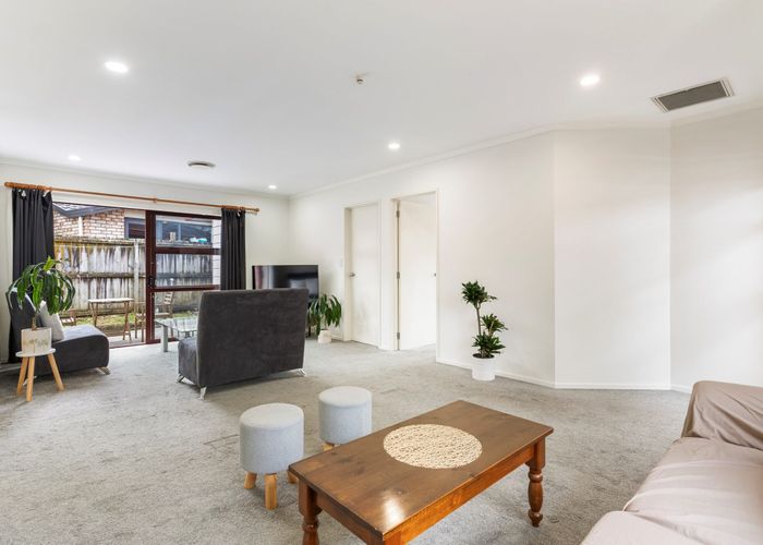  at 62B Dundale Avenue, Blockhouse Bay, Auckland