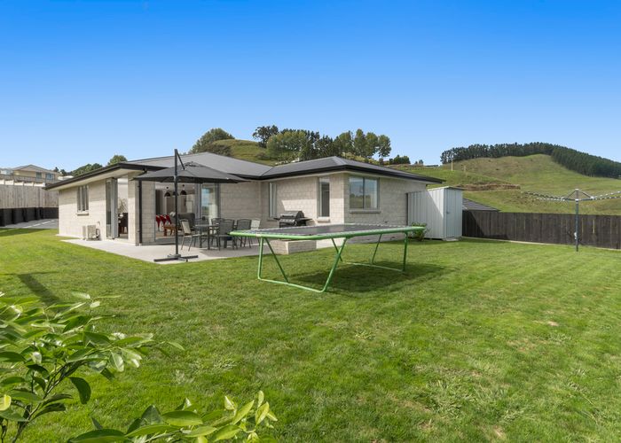 at 171 Ballintoy Park Drive, Welcome Bay, Tauranga