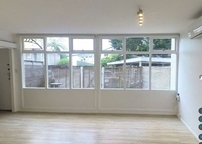  at 9/3 Picton Street, Howick, Manukau City, Auckland