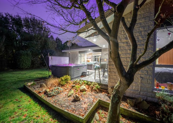  at 19A Kingham Place, Avonhead, Christchurch