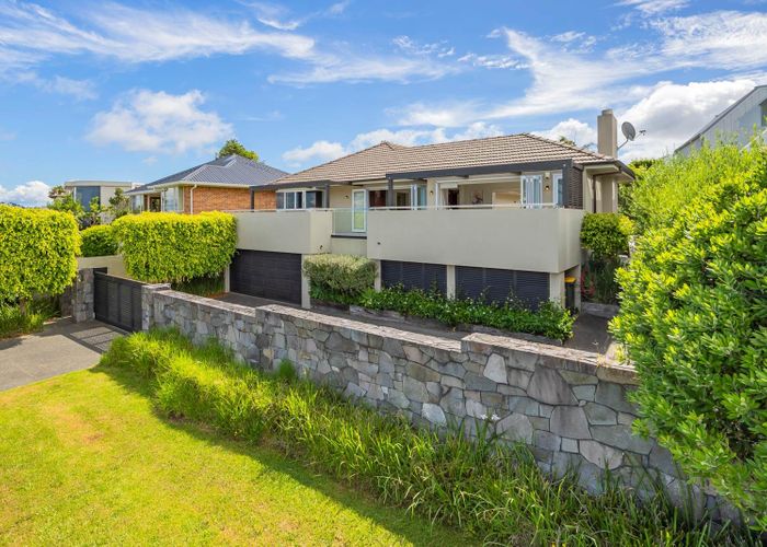  at 30 Churchill Road, Murrays Bay, Auckland
