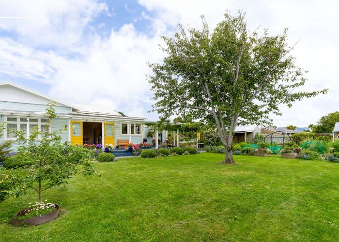  at 37 Kiharoa Street, Otaki Beach, Kapiti Coast, Wellington