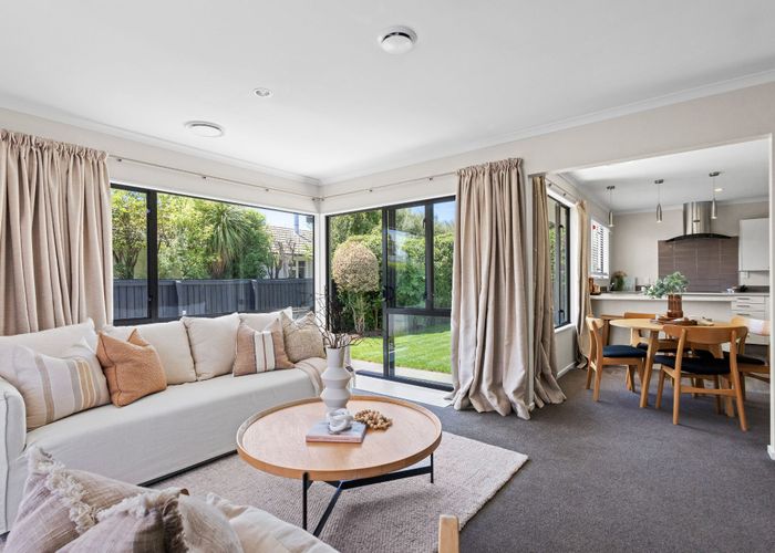  at 190 Main North Road, Redwood, Christchurch City, Canterbury