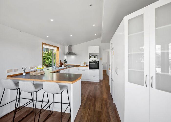  at 2C Braemar Road, Rothesay Bay, Auckland