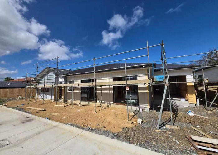  at 2/107 Fitzroy Street, Papatoetoe, Manukau City, Auckland