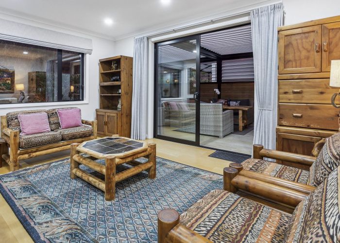  at 10 Tawatawa Street, Long Bay, North Shore City, Auckland