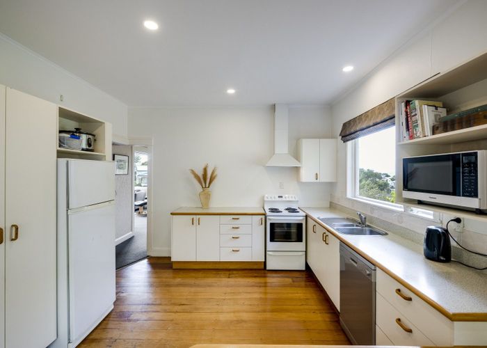  at 18 France Road, Bluff Hill, Napier, Hawke's Bay