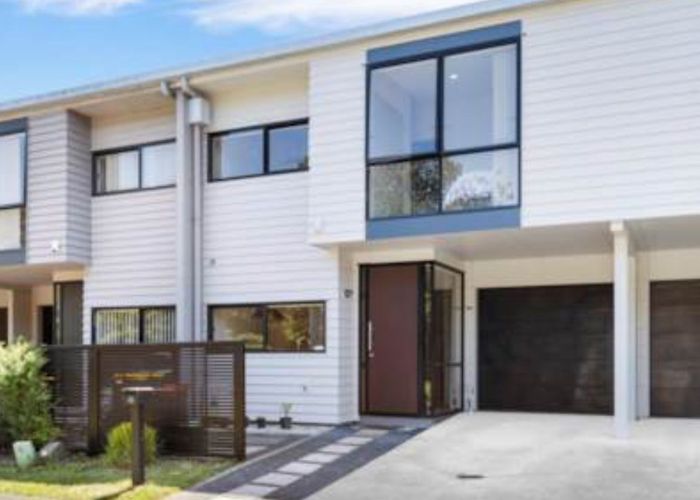  at 43 Norwood Drive, Flat Bush, Auckland