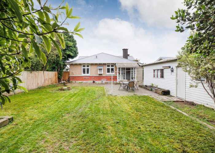  at 8 Annandale Avenue, Takaro, Palmerston North, Manawatu / Whanganui