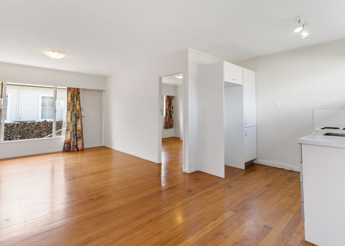  at 7/418 Sandringham Road, Sandringham, Auckland