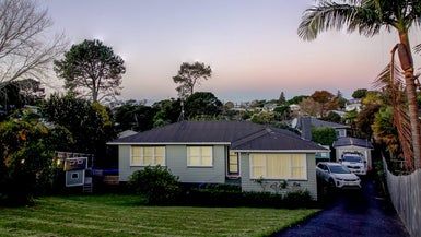  at 18 Tracey Terrace, Te Atatu South, Auckland