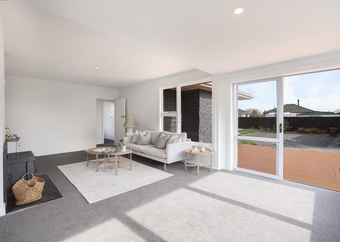 at 5 Glenora Place, Hornby, Christchurch