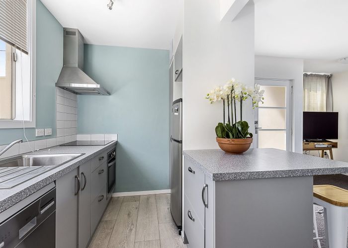  at 9/76 Freyberg Street, Lyall Bay, Wellington