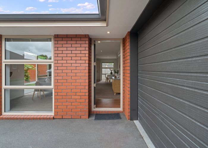  at 4/17 Hansons Lane, Upper Riccarton, Christchurch