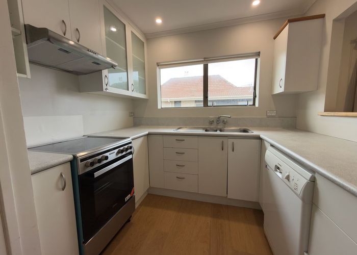  at 3/6 Melanesia Road, Kohimarama, Auckland City, Auckland