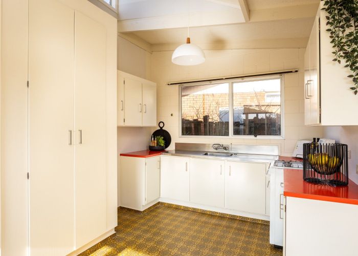  at 108 Riversdale Drive, Merrilands, New Plymouth