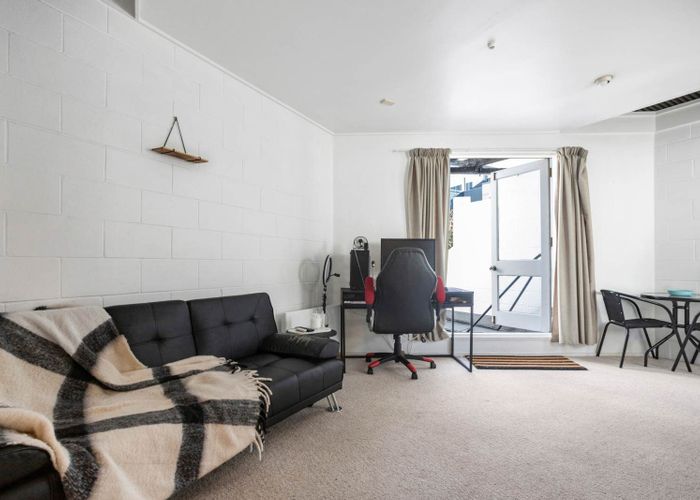  at 8F Glasgow Terrace, Grafton, Auckland