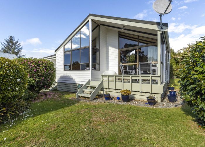  at 19 Caledonia Place, Highlands Park, New Plymouth, Taranaki