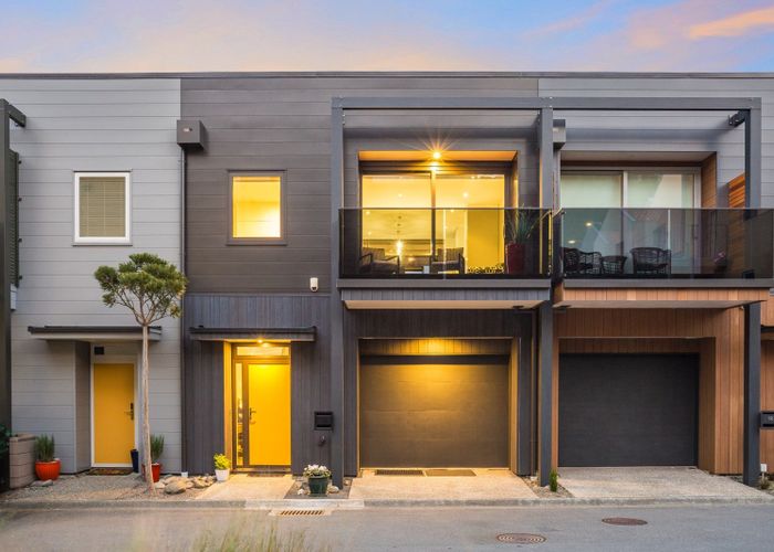  at 13/305 Evans Bay Parade, Hataitai, Wellington