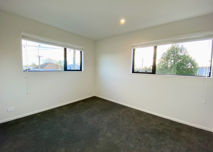  at 2/52 Hills Road, Edgeware, Christchurch City, Canterbury