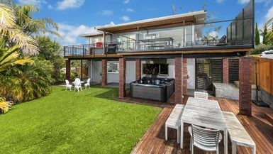  at 33 Montclair Rise, Browns Bay, Auckland