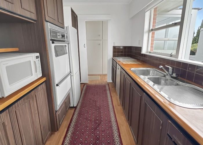  at 3/64 Seacliffe Avenue, Belmont, North Shore City, Auckland