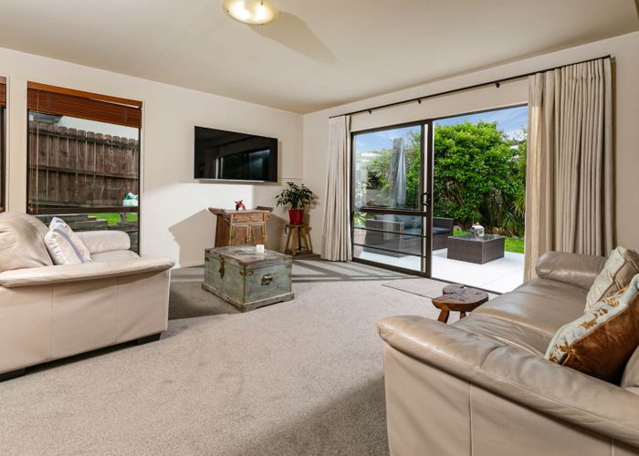  at 4 Gold Street, Albany Heights, Auckland