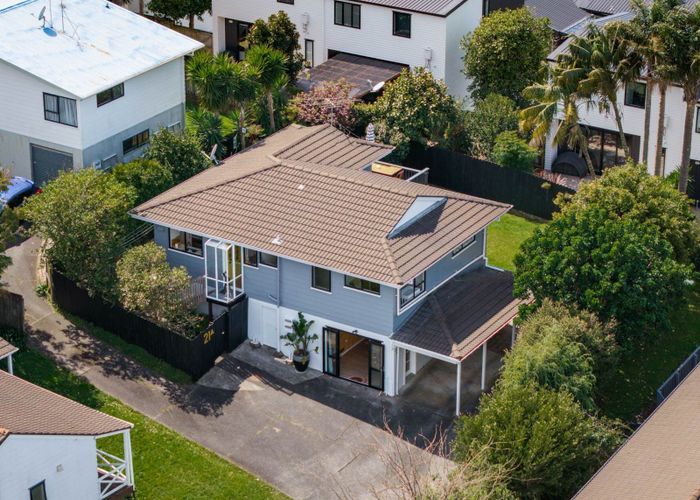  at 21a Leiden Place, Totara Vale, North Shore City, Auckland