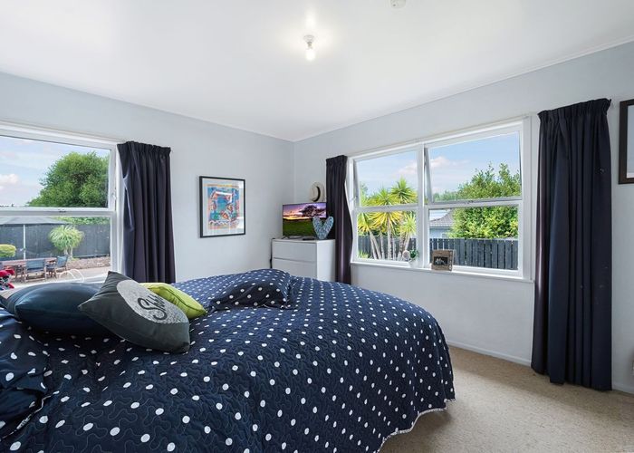  at 360 Main Road, Huapai, Kumeu