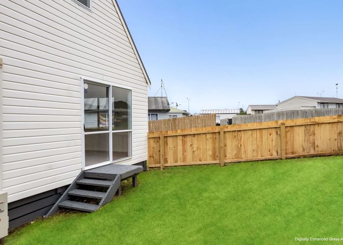  at 1/24 Solveig Place, Randwick Park, Manukau City, Auckland
