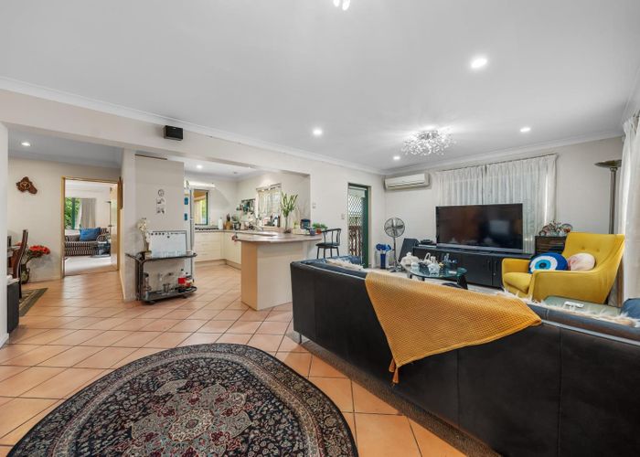  at 35 & 35A Fruitvale Road, New Lynn, Waitakere City, Auckland