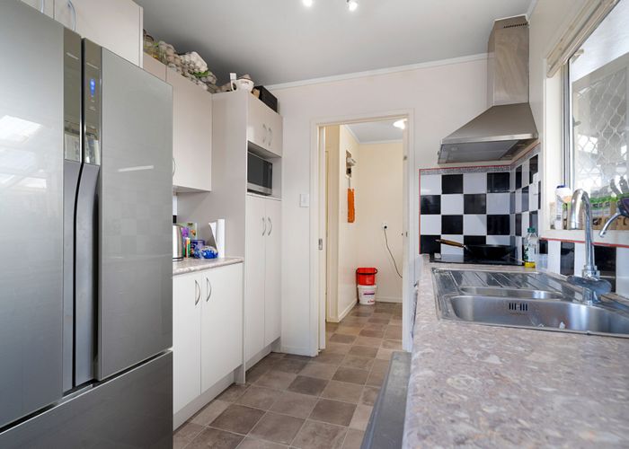  at 42A Farwood Drive, Henderson, Waitakere City, Auckland