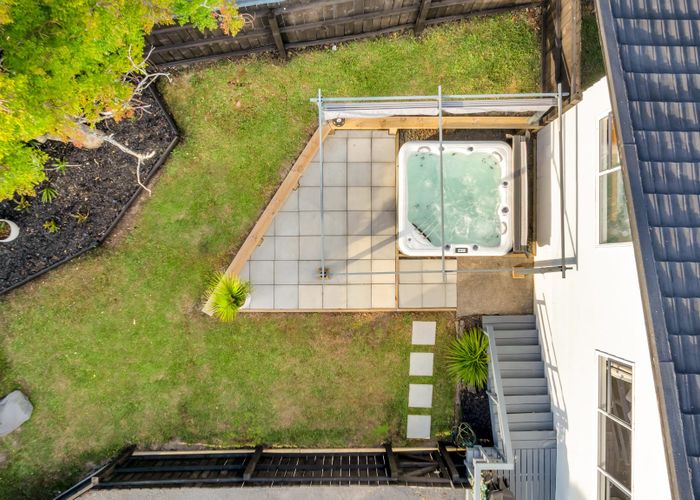  at 1/28 Noeleen Street, Glenfield, North Shore City, Auckland