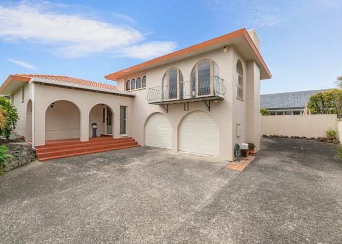  at 7 Red Bluff Rise, Campbells Bay, Auckland