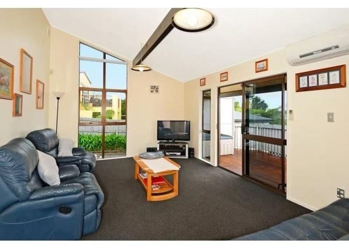  at 14 Glendhu Road, Bayview, North Shore City, Auckland