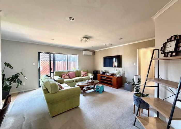  at 30 Nuneaton Drive, Flat Bush, Manukau City, Auckland