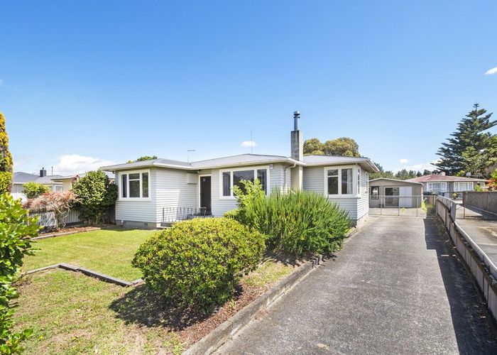  at 19 Pembroke Street, Highbury, Palmerston North