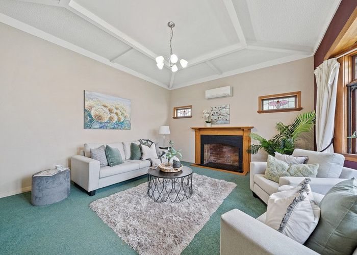  at 1/26 Whites Line West, Woburn, Lower Hutt